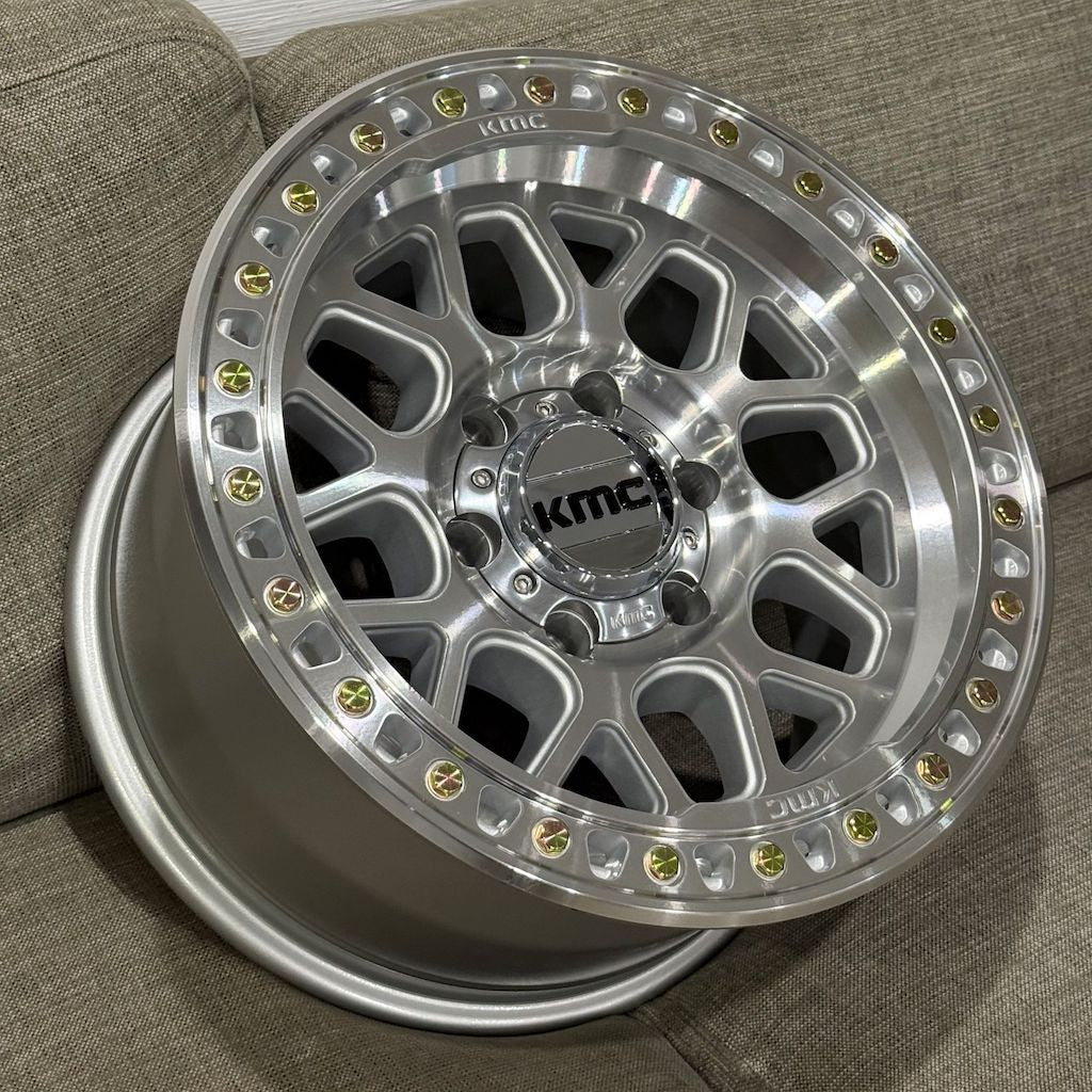 KMC KM549 GRS GLOSS SILVER W/ MACHINED FACE 17X8.5 0 6X135 87.1mm **TEXT FOR CLEARANCE PRICE **