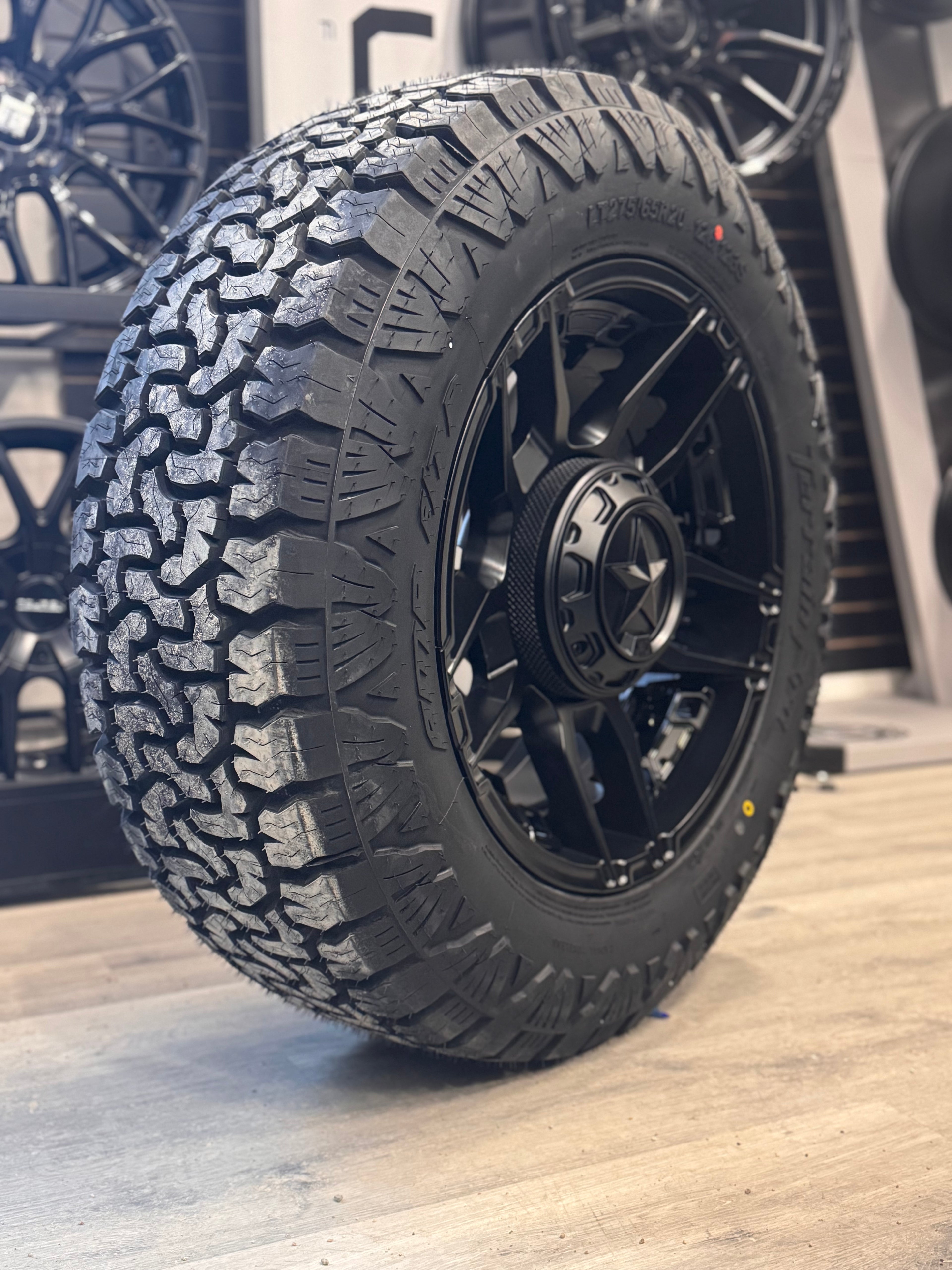(SET OF FOUR) XD SLASH MATTE BLK 20X9 8X170 +1 125.1MM | 275/65R20 AMP TERRAIN PRO ( FLOATING CAPS )