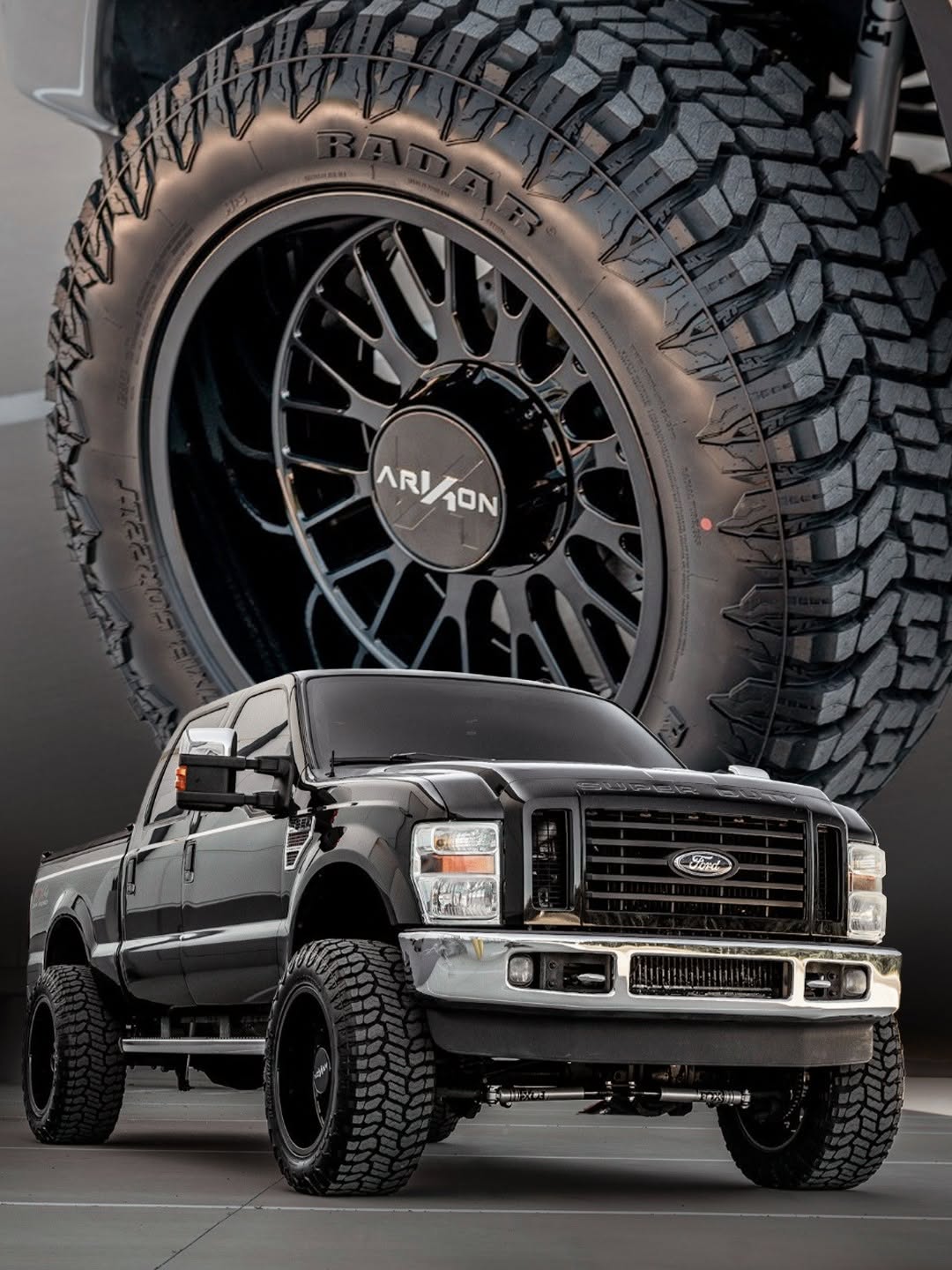 ARKON ATHOS 20X10 6X135/6X139.7 -25 108MM GLOSS BLACK ( Floating Caps )