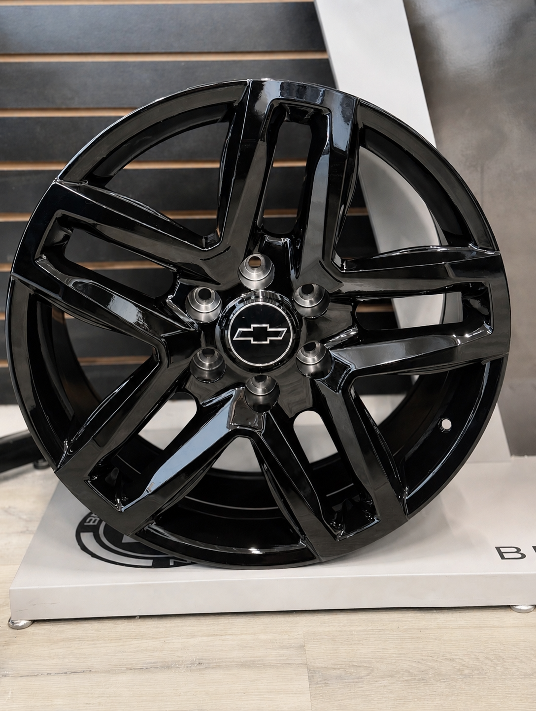 OEM FACTORY Trailboss Reps GLOSS BLACK 20X9.0 +20 6X139.7MM 77.8MM