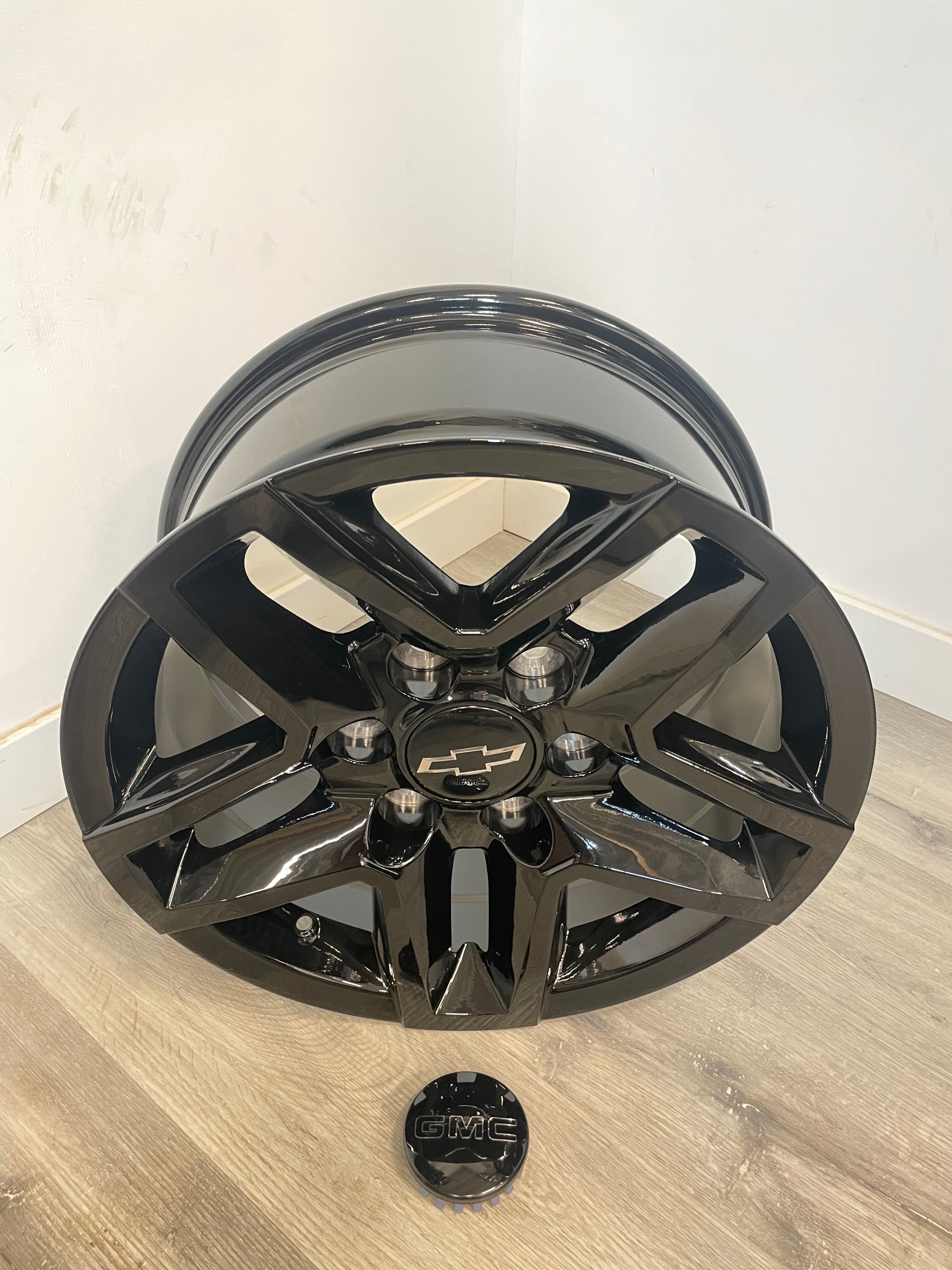GMC/CHEVY TRAIL BOSS STYLE OEM REPS R245 GLOSS BLACK | 17X8 6X139.7 +24