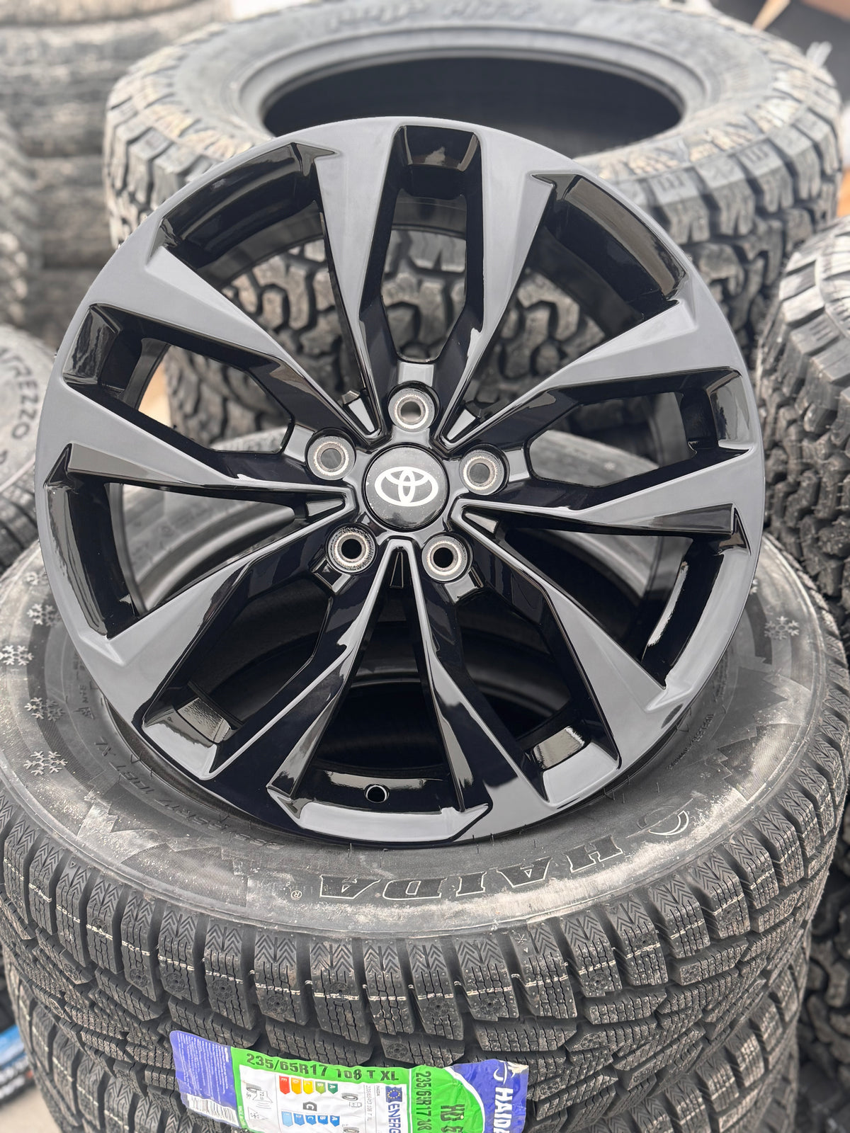 OEM HONDA/TOYOTA/NISSAN R325 GLOSS BLACK 18X8 +45 5X114.3 67.1MM