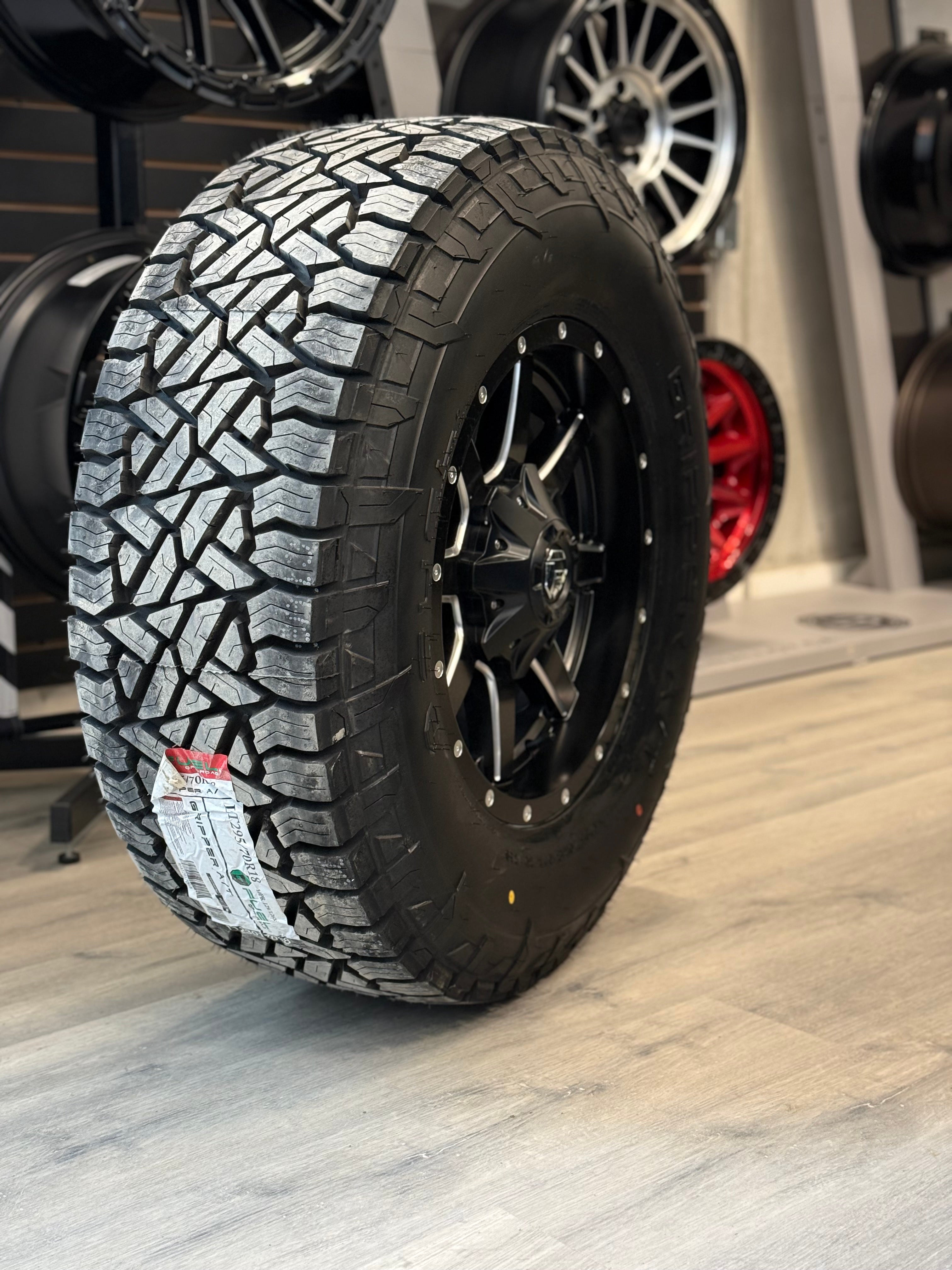 ( SET OF FOUR ) FUEL MAVERICK 18X9 +20 8X170 125.2 MATTE BLK MILL | FUEL GRIPPER A/T LT 295/70R18