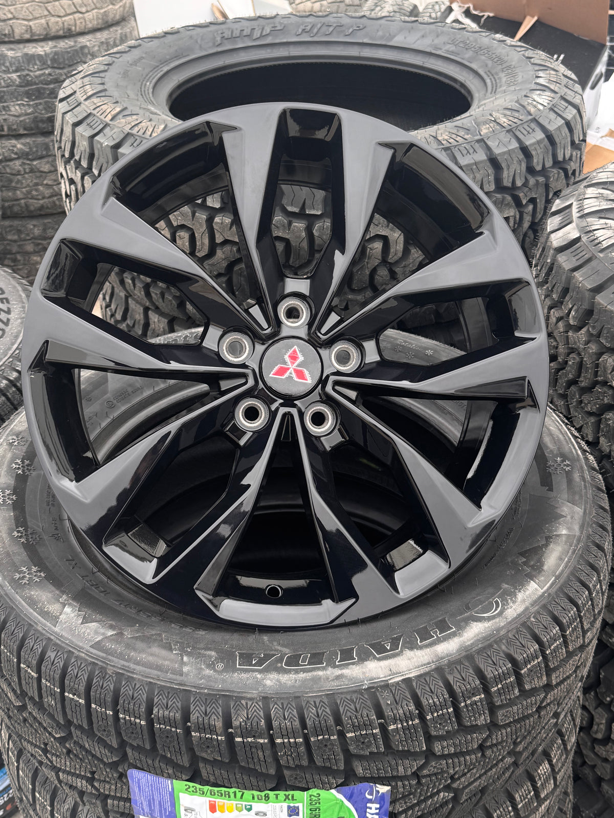OEM HONDA/TOYOTA/NISSAN R325 GLOSS BLACK 18X8 +45 5X114.3 67.1MM