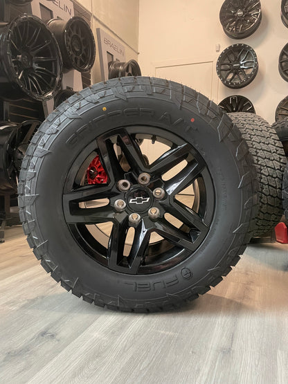 ( SET OF FOUR ) GMC/CHEVY TRAIL BOSS REPS R245 GLOSS BLACK 18X8.5 +26 6X139.7 | 275/65R18 FUEL GRIPPER AT