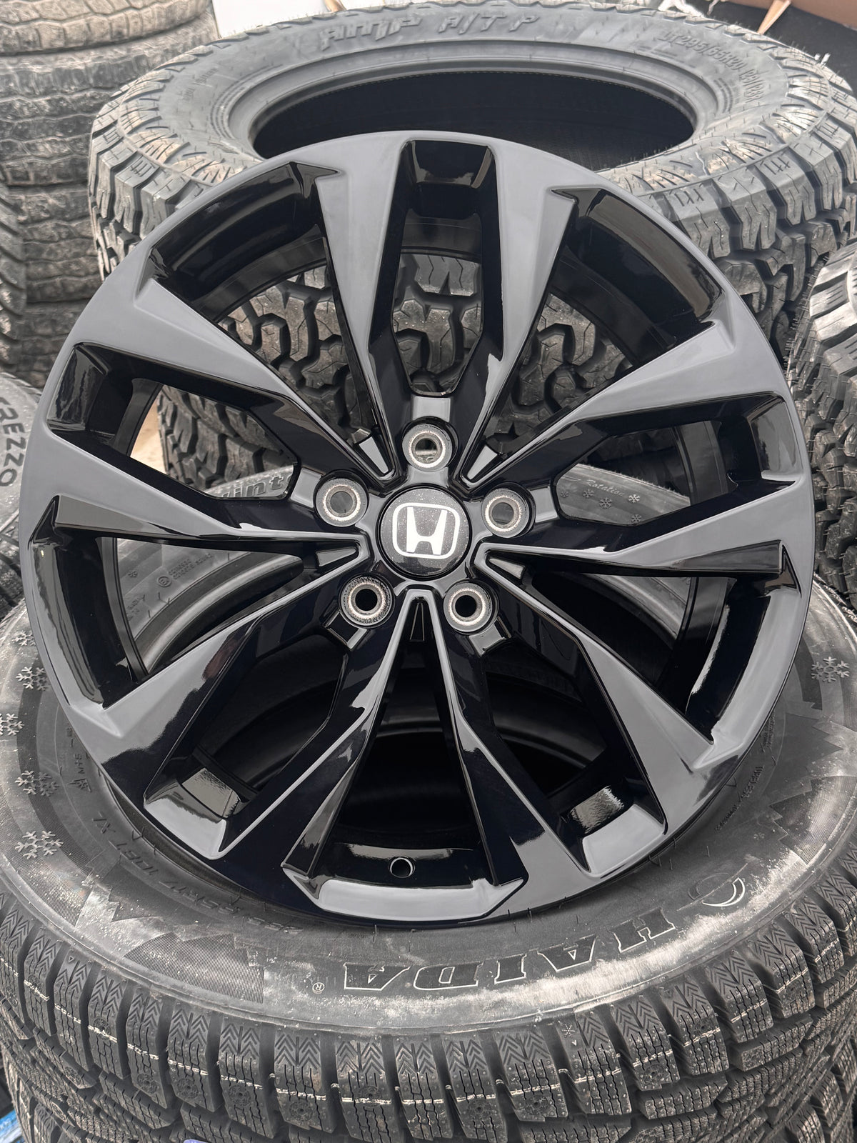 OEM HONDA/TOYOTA/NISSAN R325 GLOSS BLACK 18X8 +45 5X114.3 67.1MM
