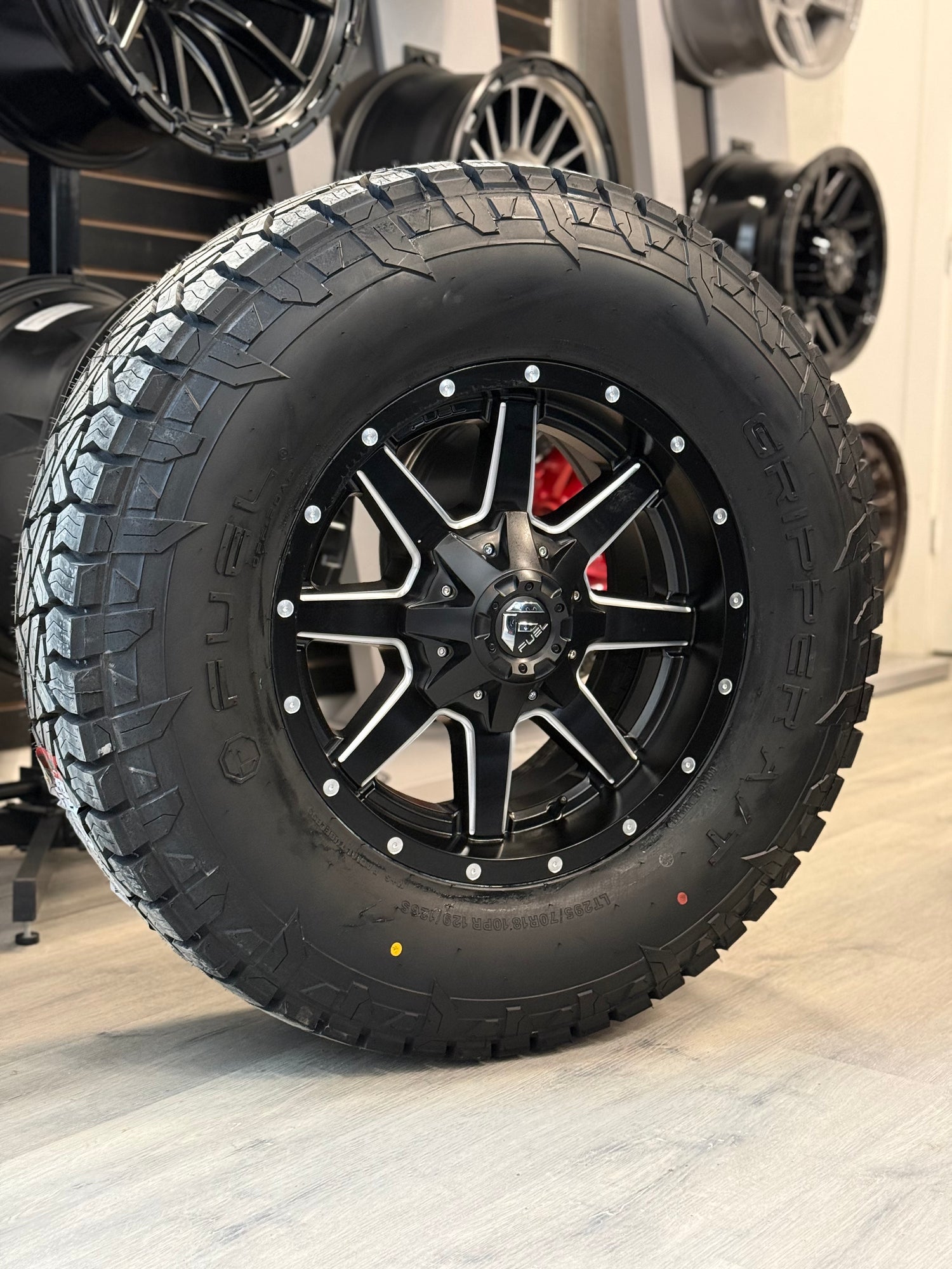( SET OF FOUR ) FUEL MAVERICK 18X9 +20 8X170 125.2 MATTE BLK MILL | FUEL GRIPPER A/T LT 295/70R18
