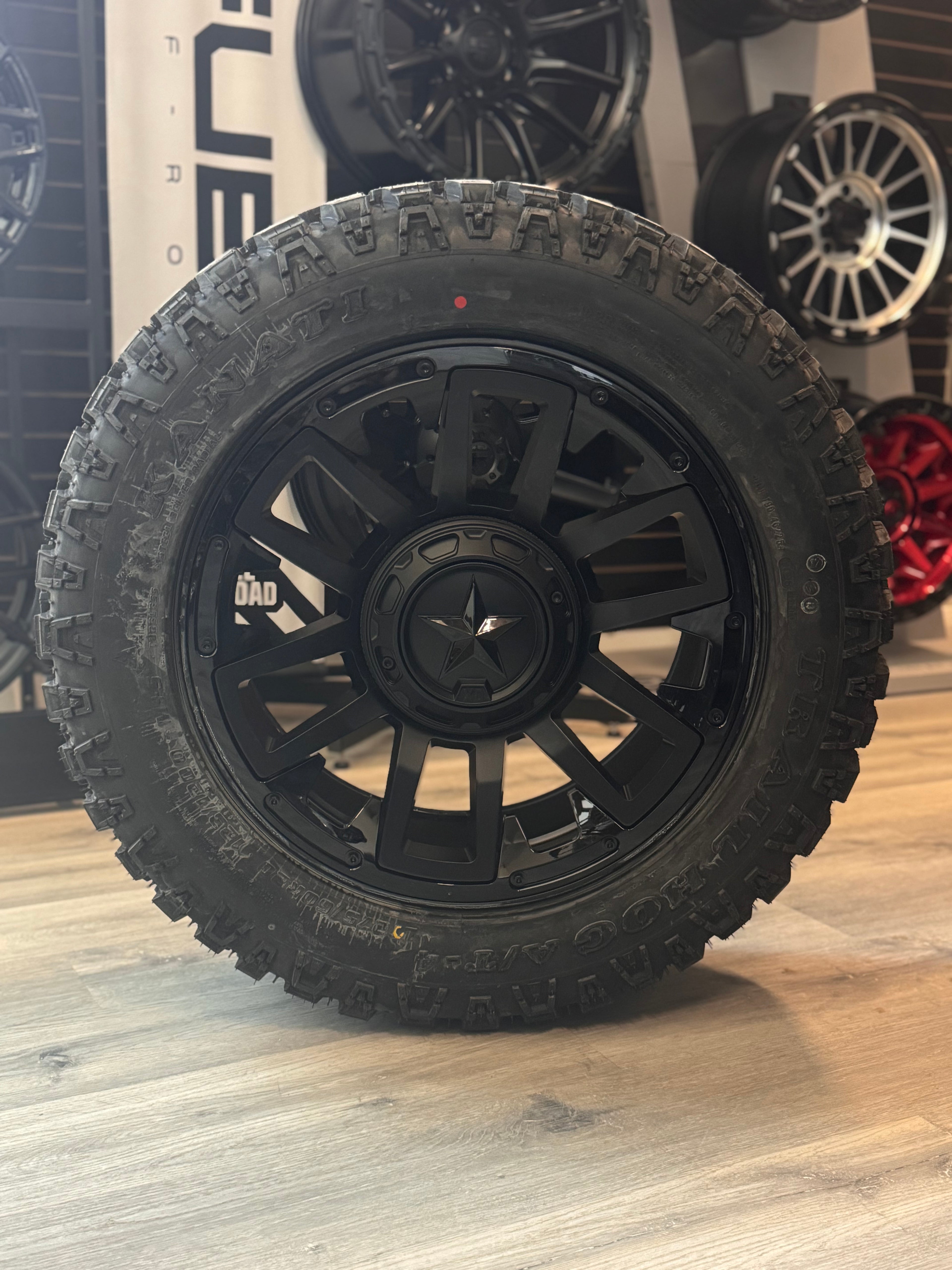 ( SET OF FOUR ) XD COLOSSUS 20X9 +20 6X135/6X139.7 124 FLOATING CAPS MATTE BLACK | 275/60R20 KANATI TRAILHOG AT4 LT