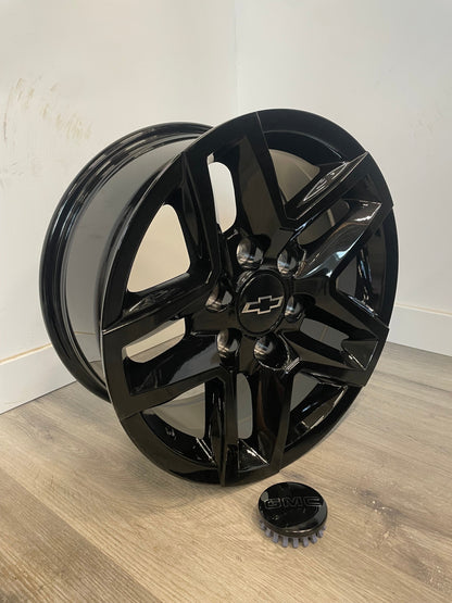 GMC/CHEVY TRAIL BOSS REPS R245 GLOSS BLACK | 18X8.5 +26 6X139.7
