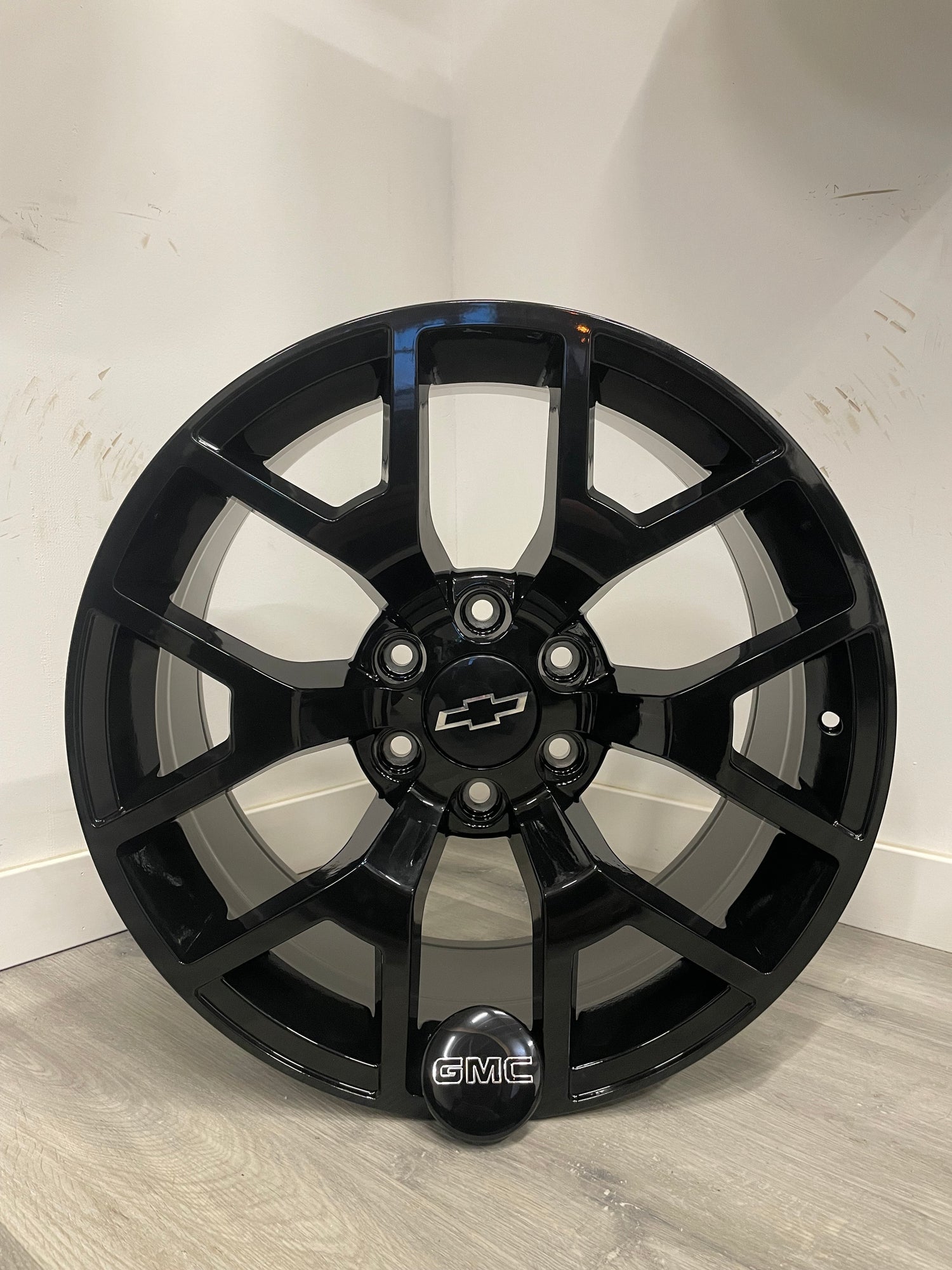 OEM GMC/CHEVY R162 20X9.0 6X139.7MM +27 78.1MM BLK ( WONT FIT 2019 + GM )