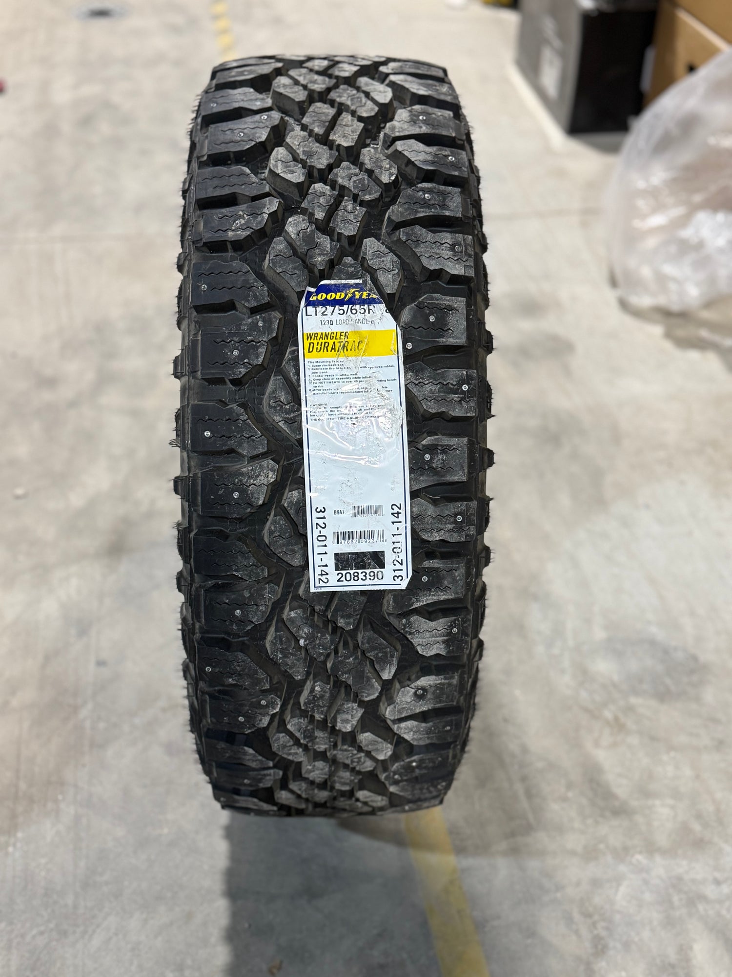 Goodyear WRANGLER DURATRAC LT 275/65R18 STUDDED ( Last set in Canada )