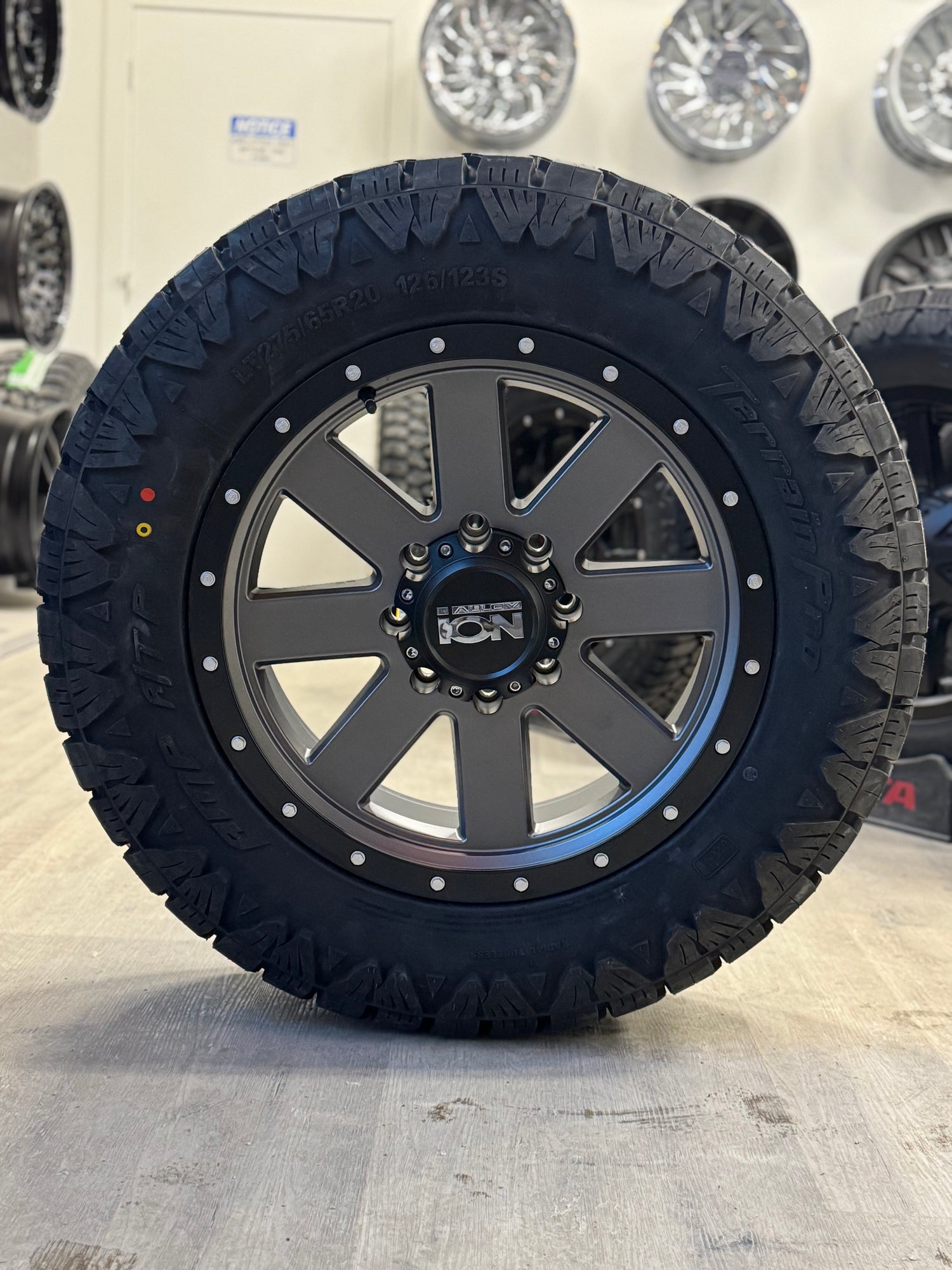 ( SET OF FOUR ) ION TYPE 134 GUNMETAL BEADLOCK 20X9 8x170 0MM | 275/65R20 AMP TERRAIN PRO