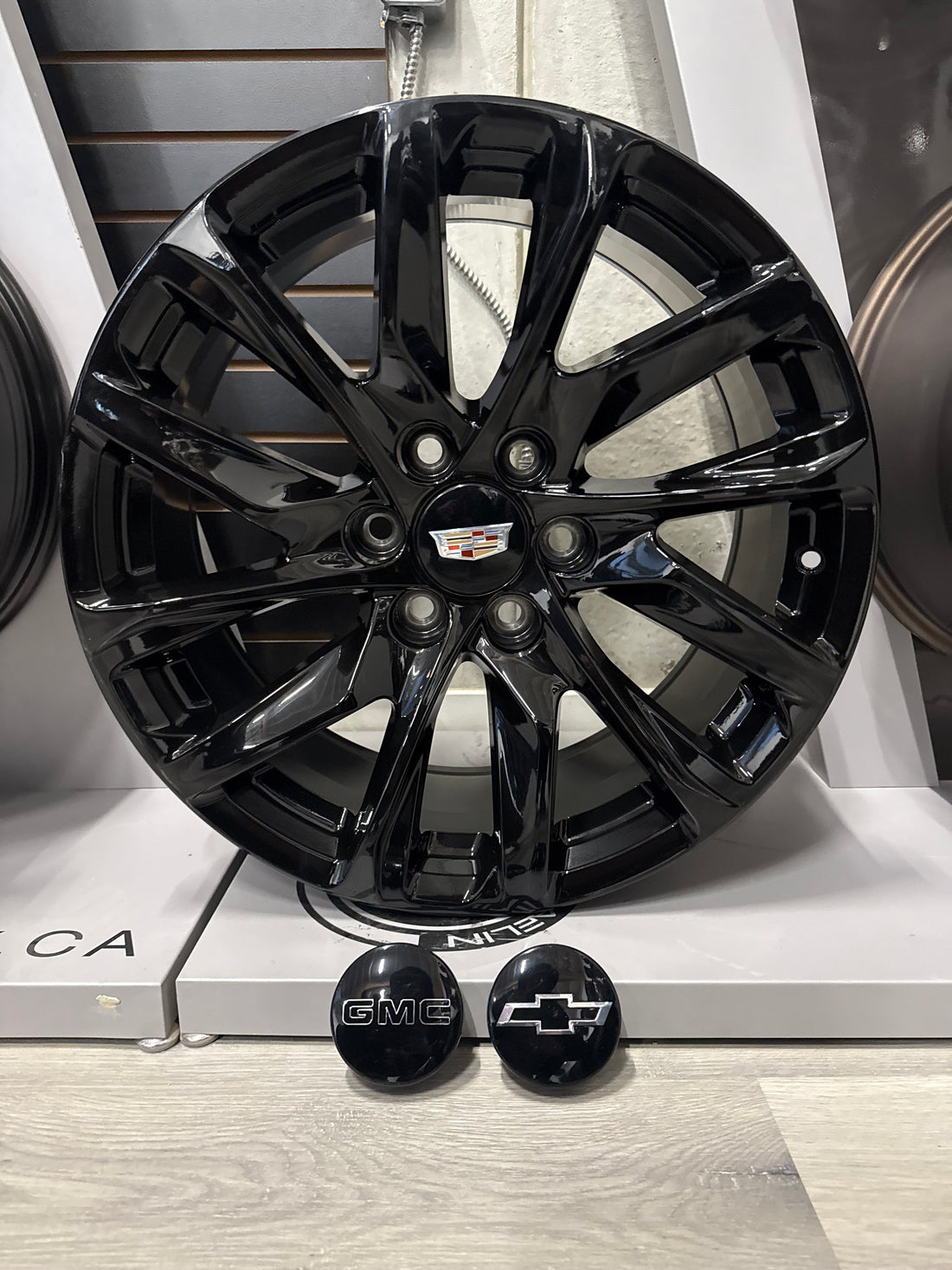 OEM CHEVY/GMC/CADILLAC 303 GLOSS BLACK REPS | 20X9 6X139.7 +28 77.8MM