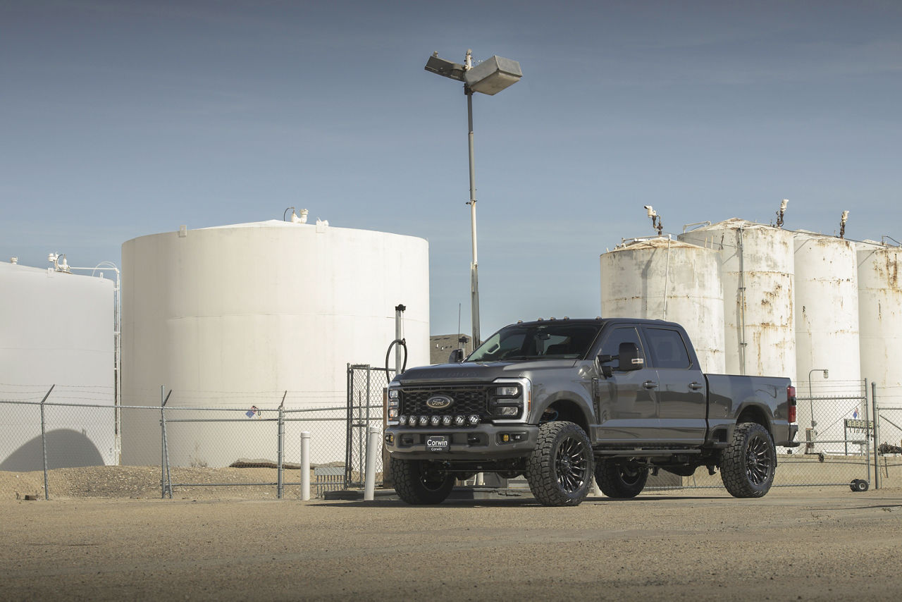 FUEL BLADE 22X9 +20 6X135/6X139.7 106 GLOSS BLACK MILLED * TEXT FOR CLEARANCE PRICE *